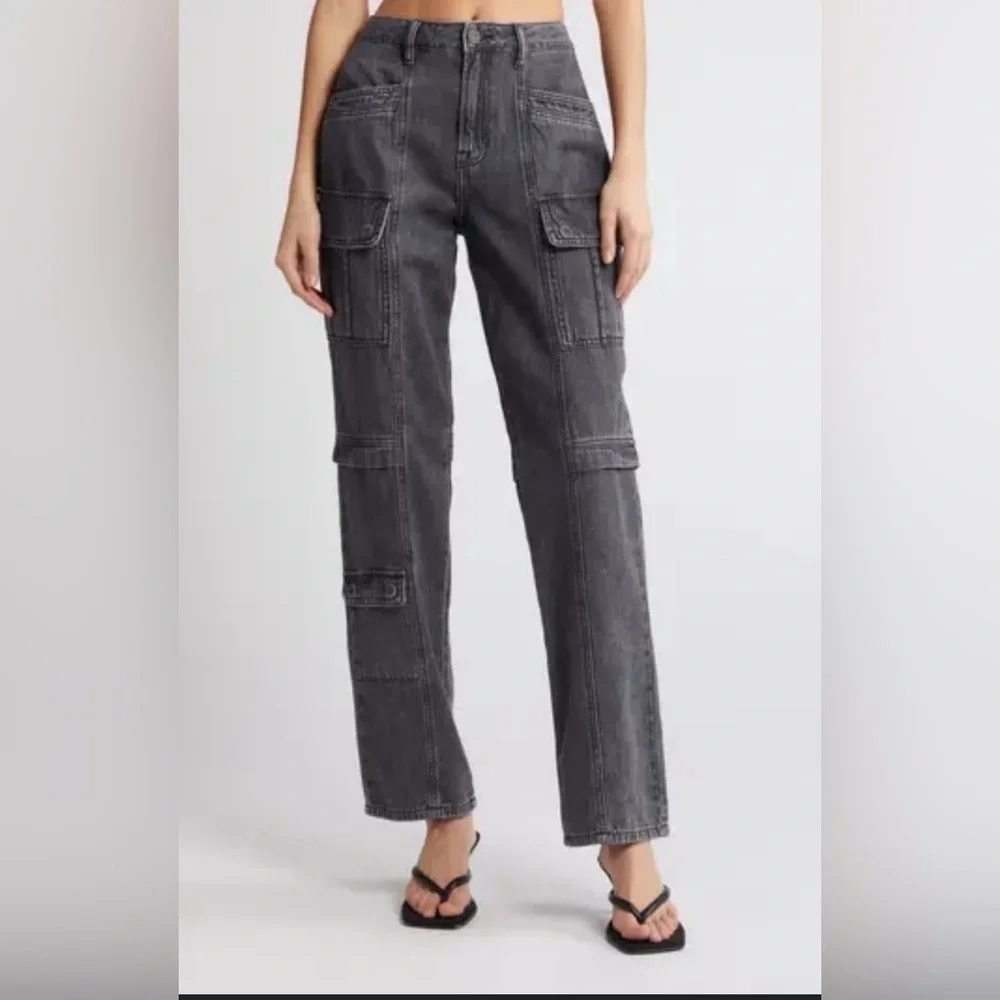 BNWT Hidden Tracey High Waist Straight Leg Cargo Jeans size  28 - Picture 2 of 6